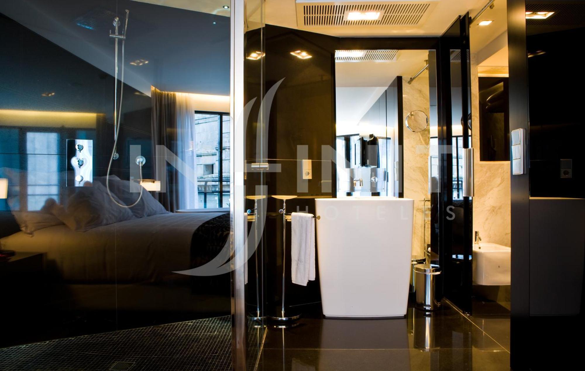 Hotel Inffinit Vigo Phòng bức ảnh