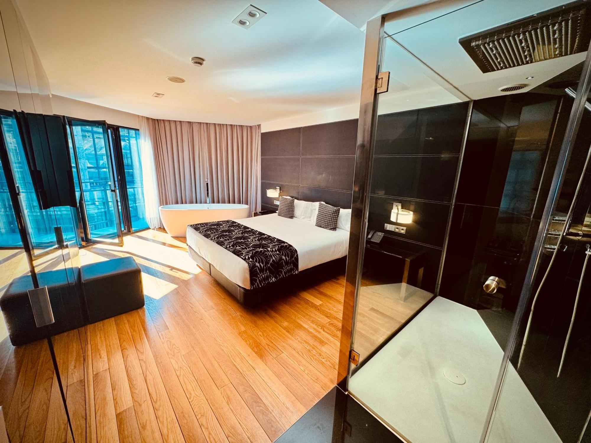 Hotel Inffinit Vigo Ngoại thất bức ảnh